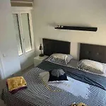 Ruim Aan Het Met 4 Slaapkamers *