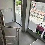 Ruim Aan Het Met 4 Slaapkamers Torrevieja