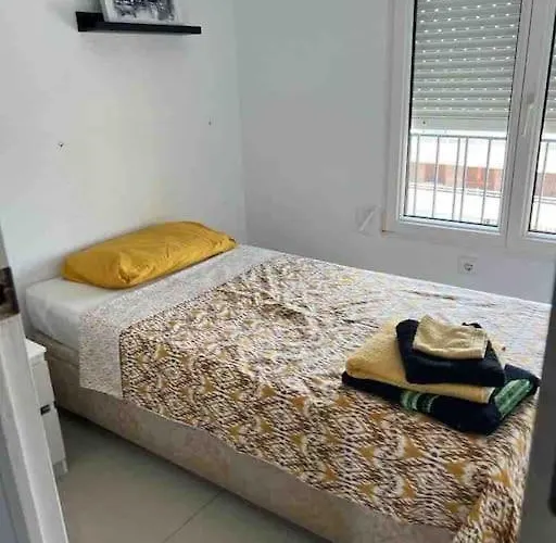 Lägenhet Ruim Aan Het Met 4 Slaapkamers Torrevieja