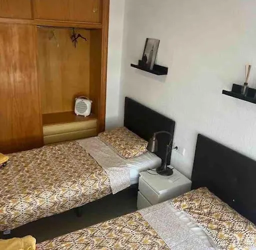 Ruim Aan Het Met 4 Slaapkamers * Torrevieja