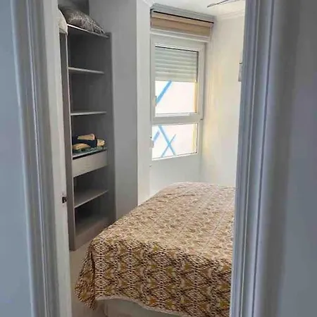 Ruim Aan Het Met 4 Slaapkamers *
