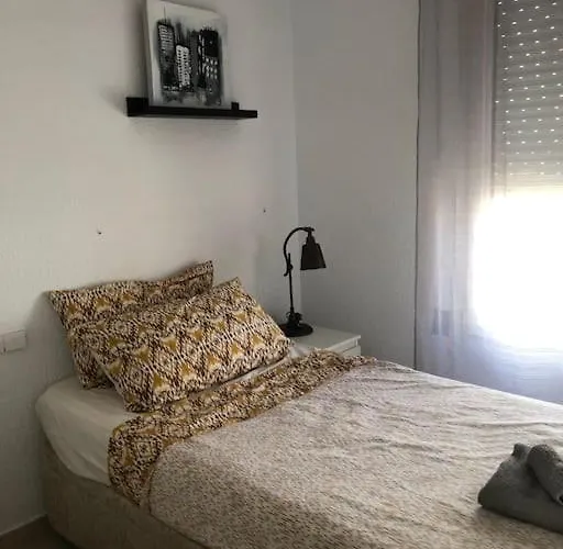 Apartamento Ruim Aan Het Met 4 Slaapkamers