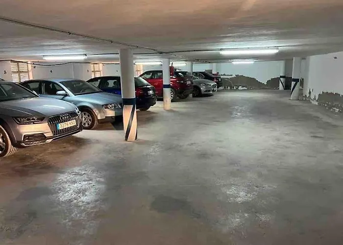 Apartamento Ruim Aan Het Met 4 Slaapkamers Torrevieja