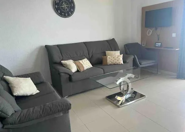 Apartamento Ruim Aan Het Met 4 Slaapkamers