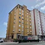 Διαμέρισμα Ruim Aan Het Met 4 Slaapkamers Τορεβιέχα