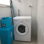 Διαμέρισμα Ruim Aan Het Met 4 Slaapkamers